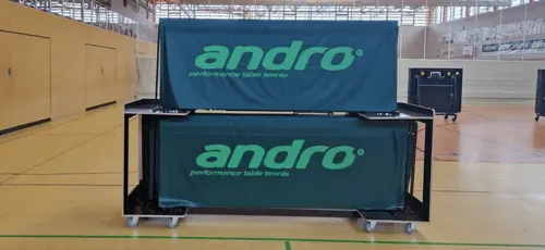 Umrandungswagen für Tischtennis-Banden